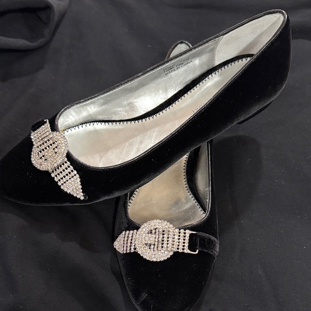 Calvin Klein velvet and rhinestone ballet flats. Never worn. 7.5